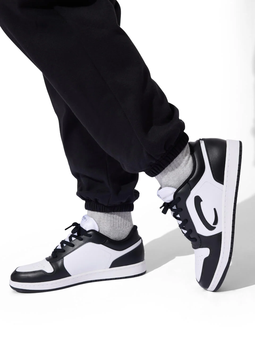 Ignite Dance Sneaker-Low Top - Image 9